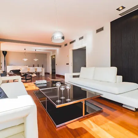 别墅 Cubo's Gibralfaro House Center 马拉加