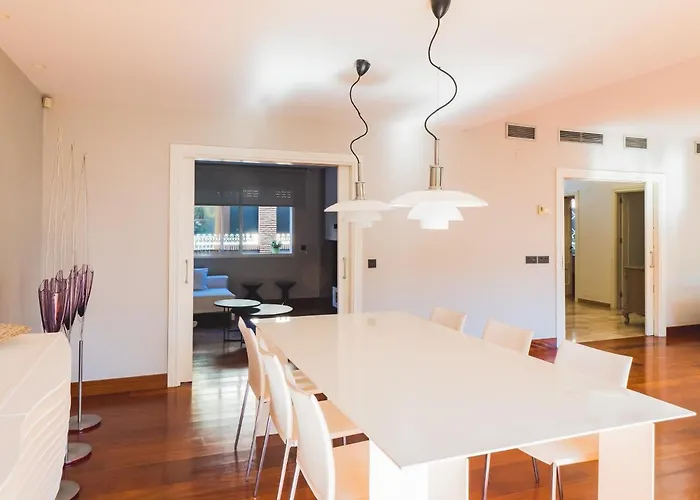 Cubo's Gibralfaro House Center Málaga