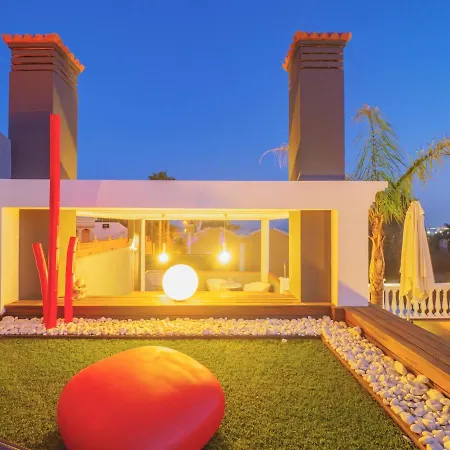 Cubo's Gibralfaro House Center * Malaga