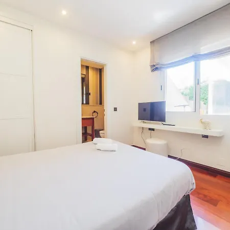 Cubo's Gibralfaro House Center * Malaga