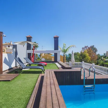 Cubo's Gibralfaro House Center Villa *
